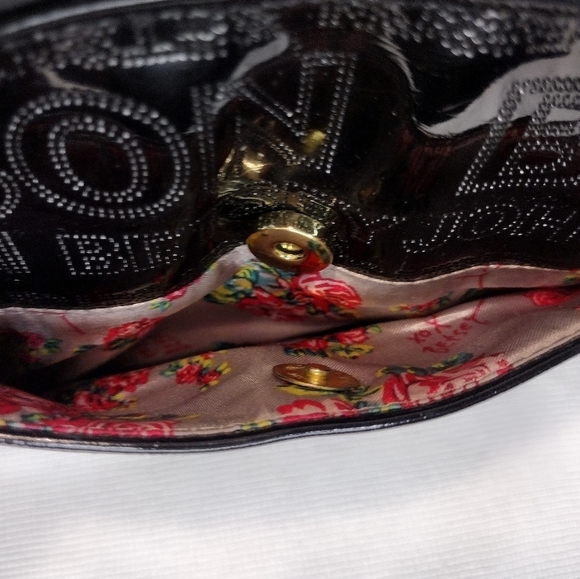 Betsey Johnson Black Etched Wristlet - Picture 7 of 7